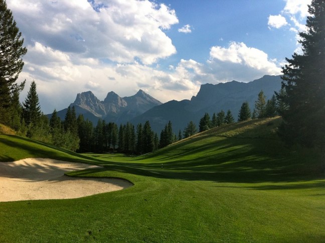 Silvertip Golf Resort in Canmore