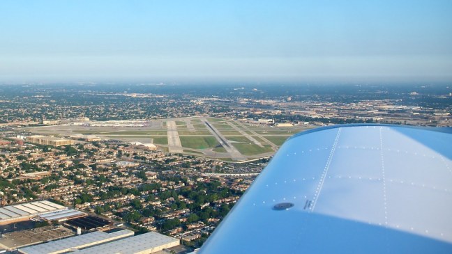 Midway Airport off my right wingtip