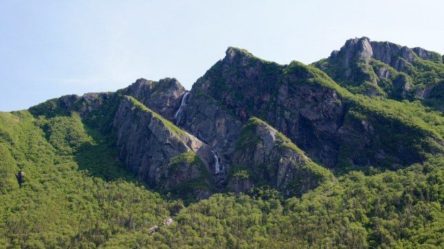 Western Brook Pond Tour