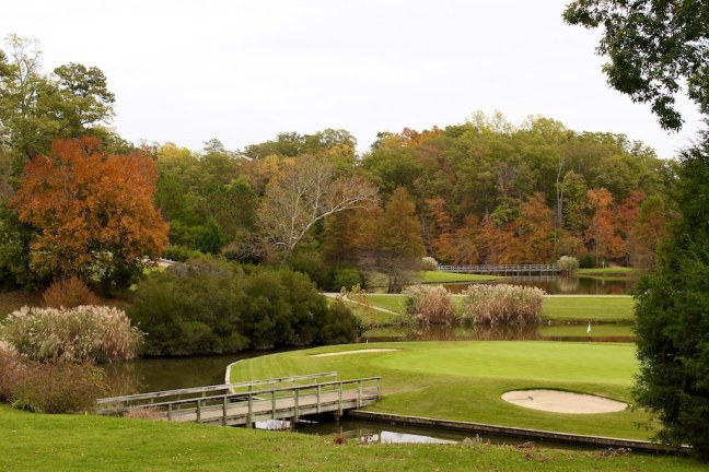 Golden Horseshoe Golf Club