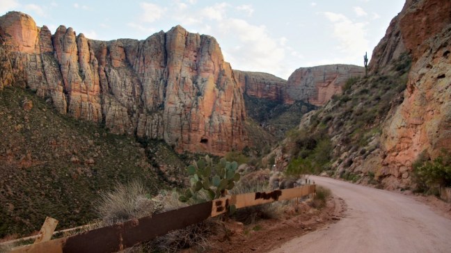 Apache Trail